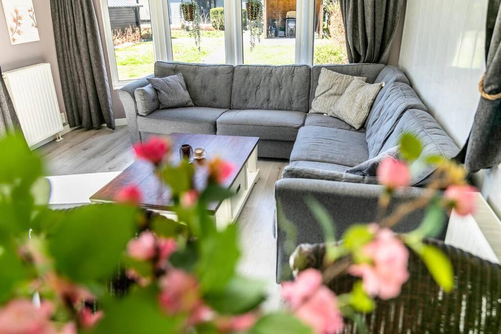4-Pers. Chalet Met Eigen Parkeerplaats In Veluwe Villa พุทเทิน ภายนอก รูปภาพ